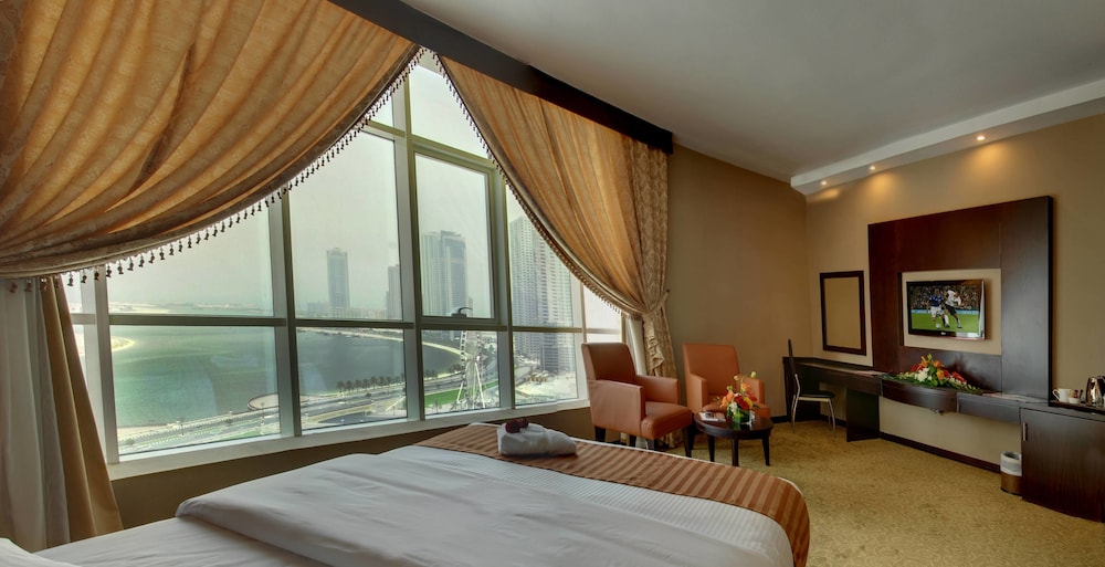 Aryana Hotel 5