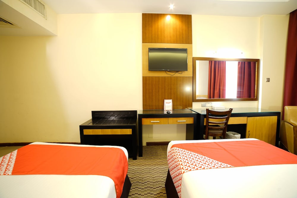 Sun & Sands Downtown Hotel 10