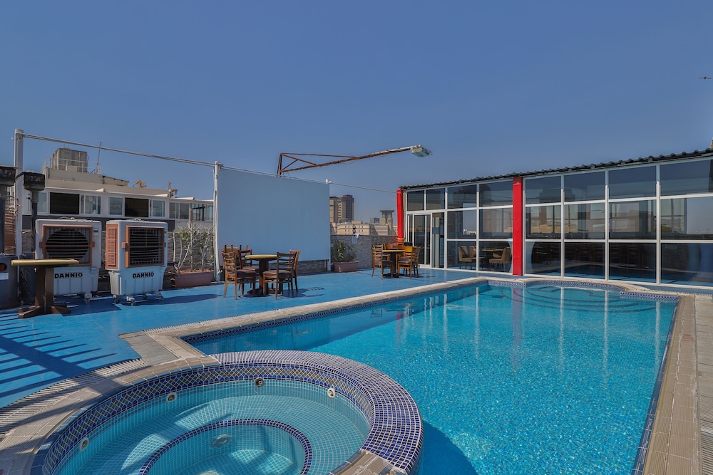 Sun & Sands Downtown Hotel 22
