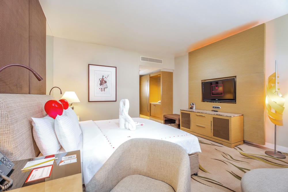 Millennium Al Rawdah Hotel 10