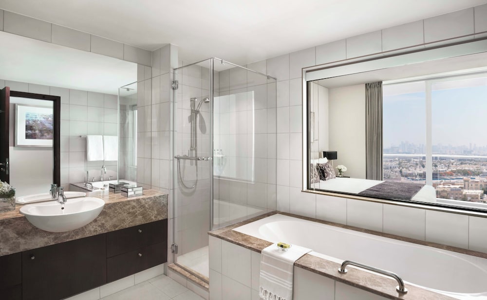 InterContinental Residence Suites Dubai Festival City 7