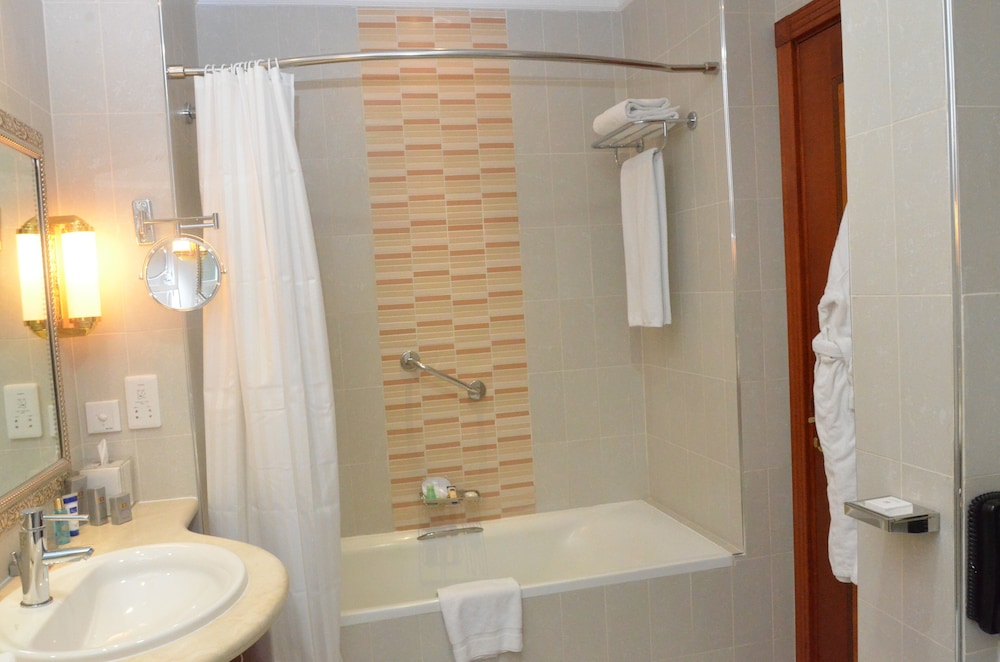 Sunday Hotel Al Barsha Dubai Mall of the Emirates 14