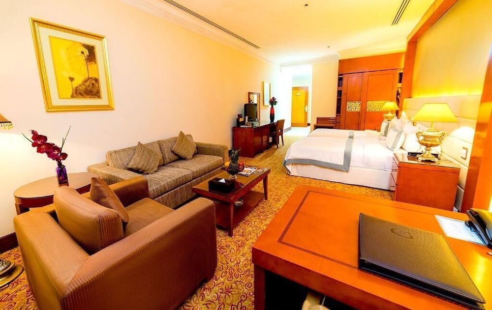 Sunday Hotel Al Barsha Dubai Mall of the Emirates 8