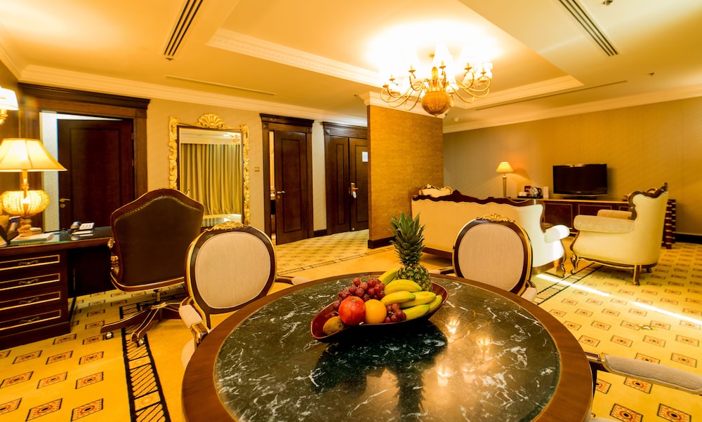 Sunday Hotel Al Barsha Dubai Mall of the Emirates 10