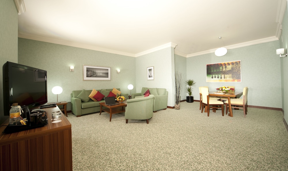City Seasons Al Hamra Abu Dhabi 15