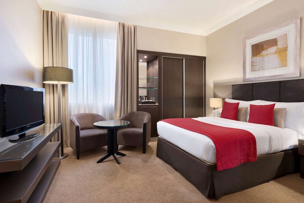 Ramada by Wyndham Abu Dhabi Downtown 9