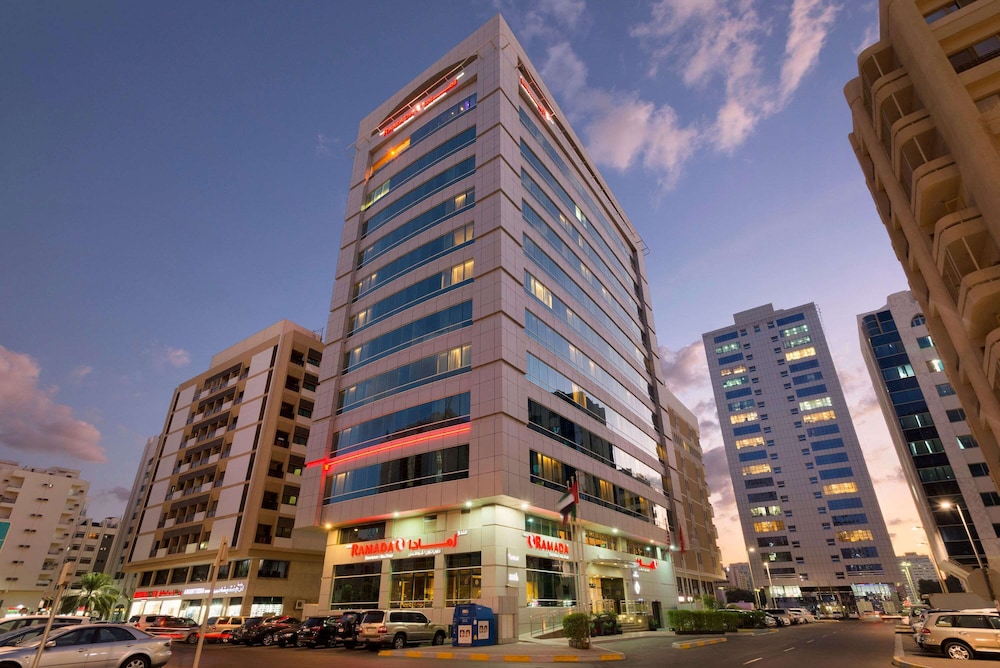 Ramada by Wyndham Abu Dhabi Downtown 1