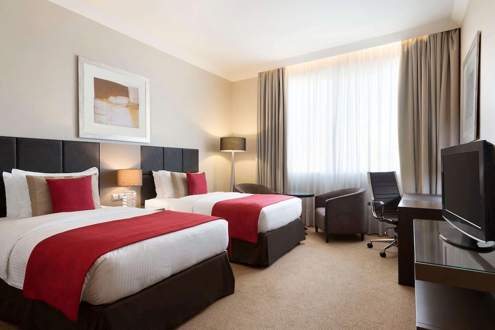 Ramada by Wyndham Abu Dhabi Downtown 11