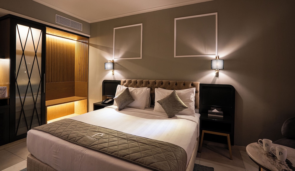 President Hotel 23