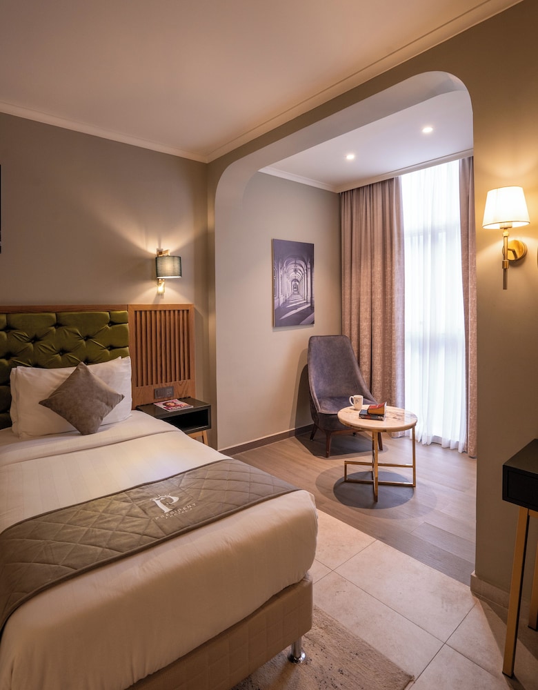President Hotel 20