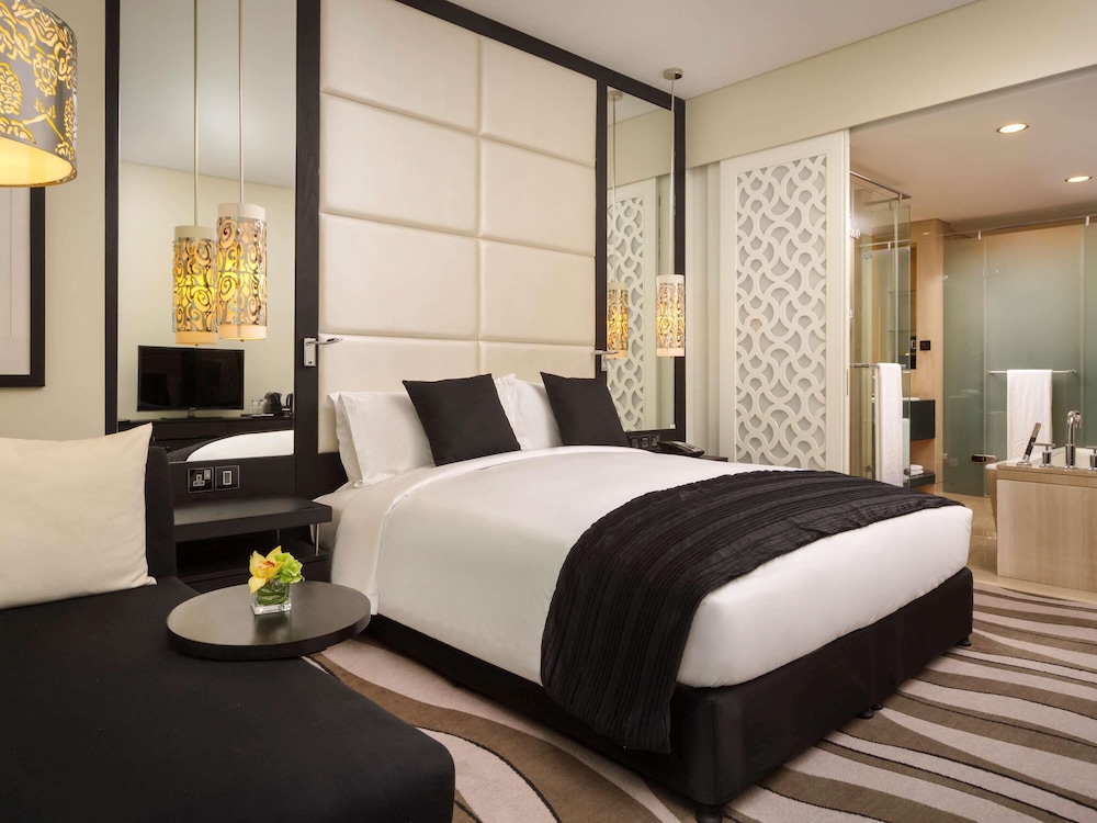 Sofitel Abu Dhabi Corniche 20