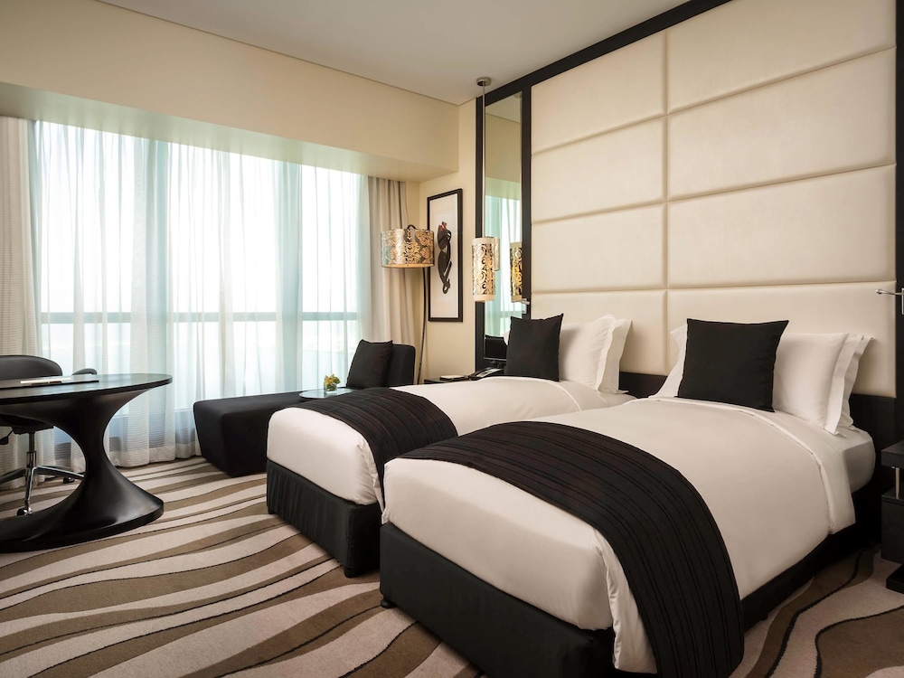 Sofitel Abu Dhabi Corniche 7