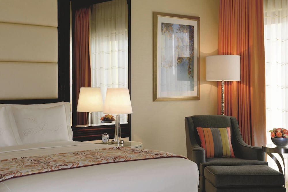 The Ritz-Carlton Abu Dhabi Grand Canal 17