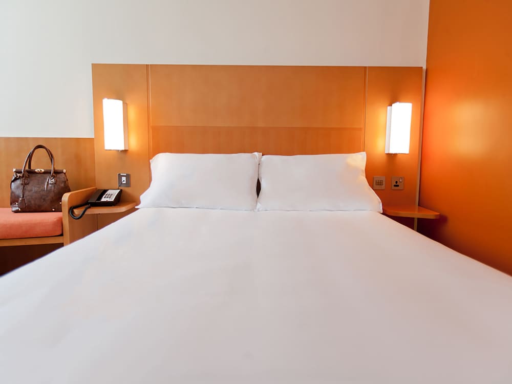 ibis Abu Dhabi Gate 6