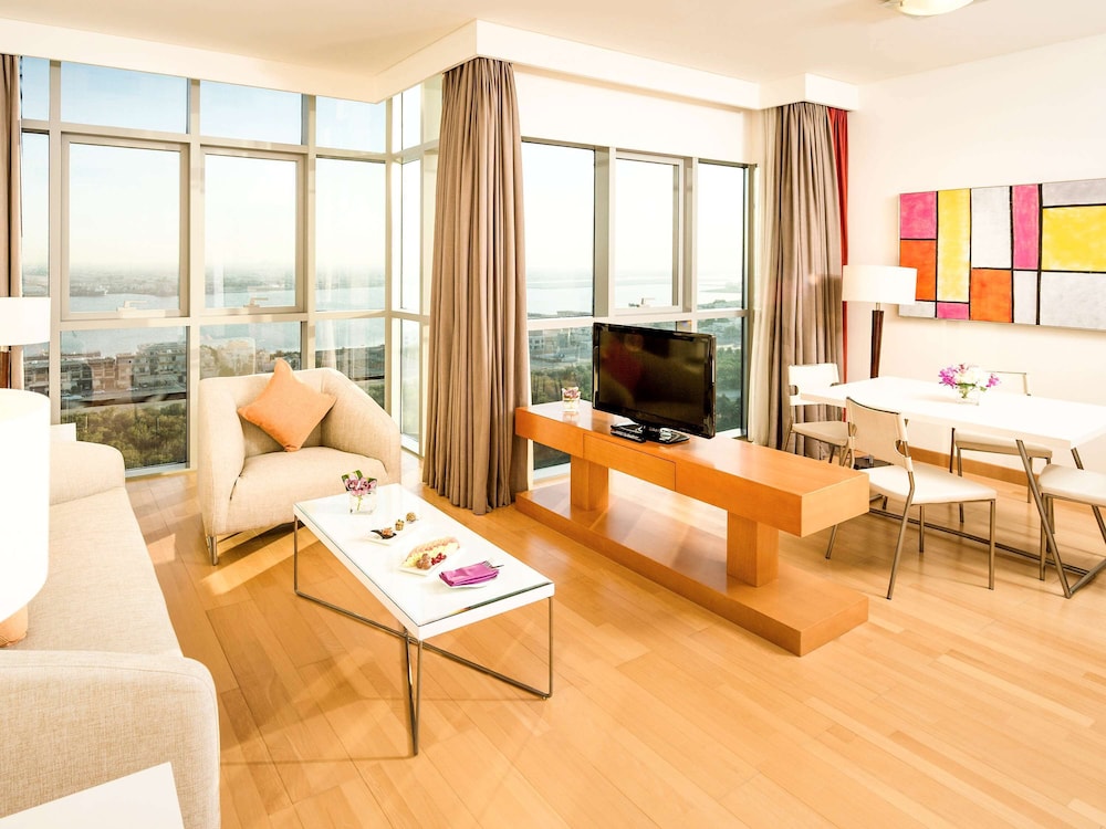 ibis Abu Dhabi Gate 13