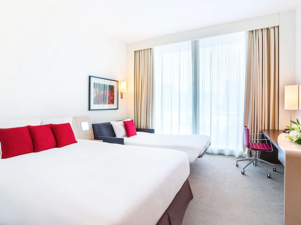 Novotel Abu Dhabi Al Bustan 8