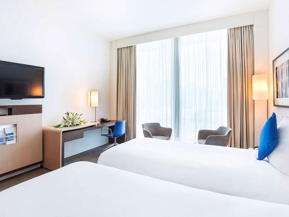 Novotel Abu Dhabi Al Bustan 10