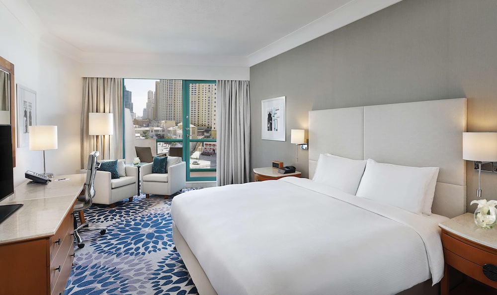 Hilton Dubai Jumeirah 13