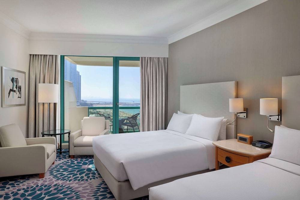Hilton Dubai Jumeirah 9
