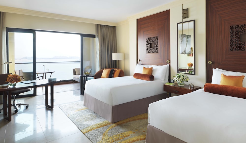 Fairmont The Palm 24