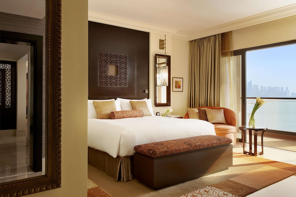 Fairmont The Palm 19