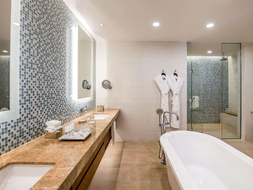 Swissôtel Living Al Ghurair 9