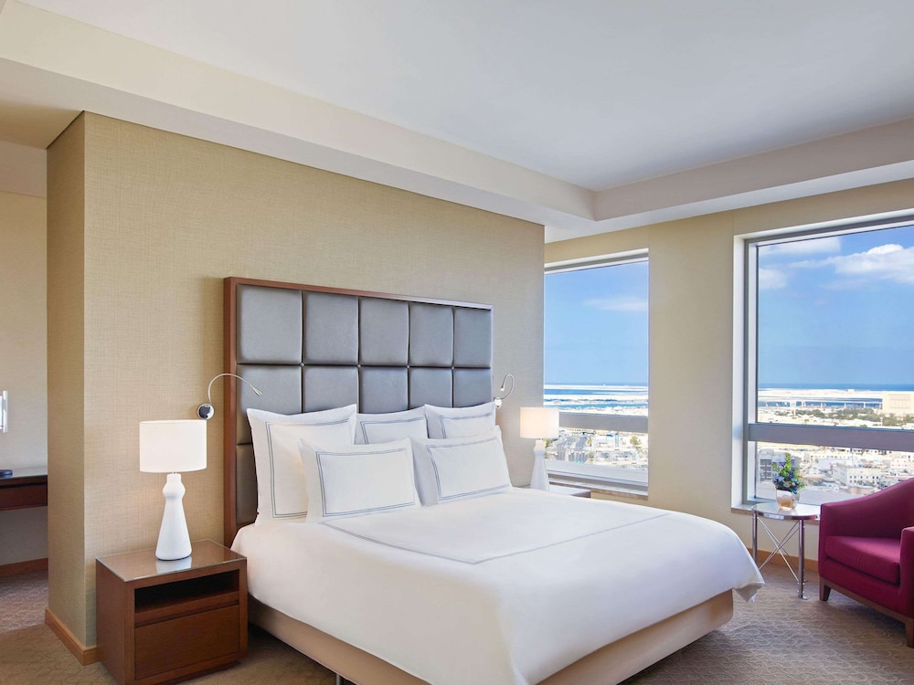 Swissôtel Living Al Ghurair 16