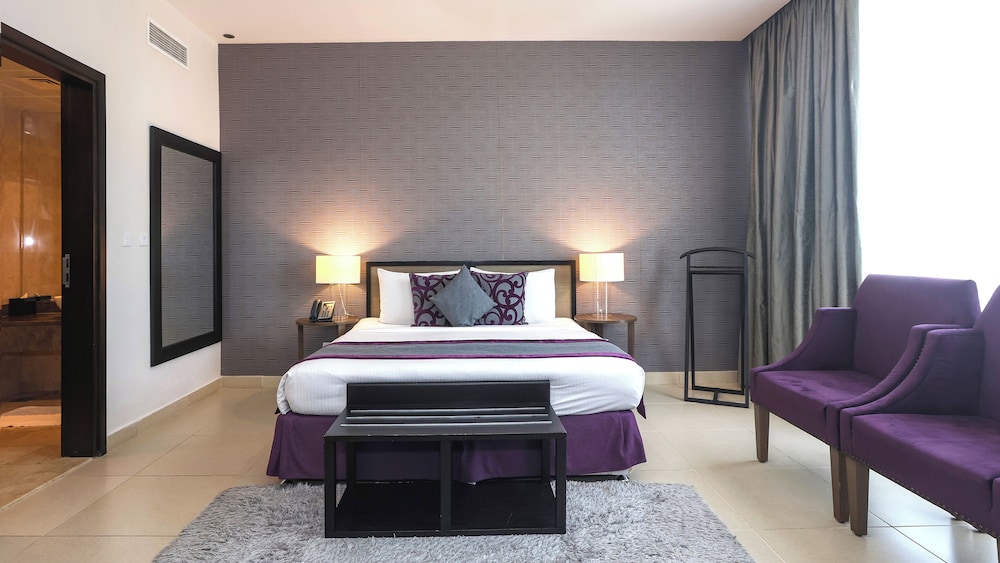 Nassima Tower Hotel Apartments 15
