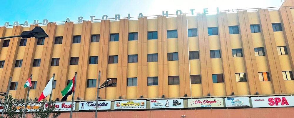Astoria Hotel 1
