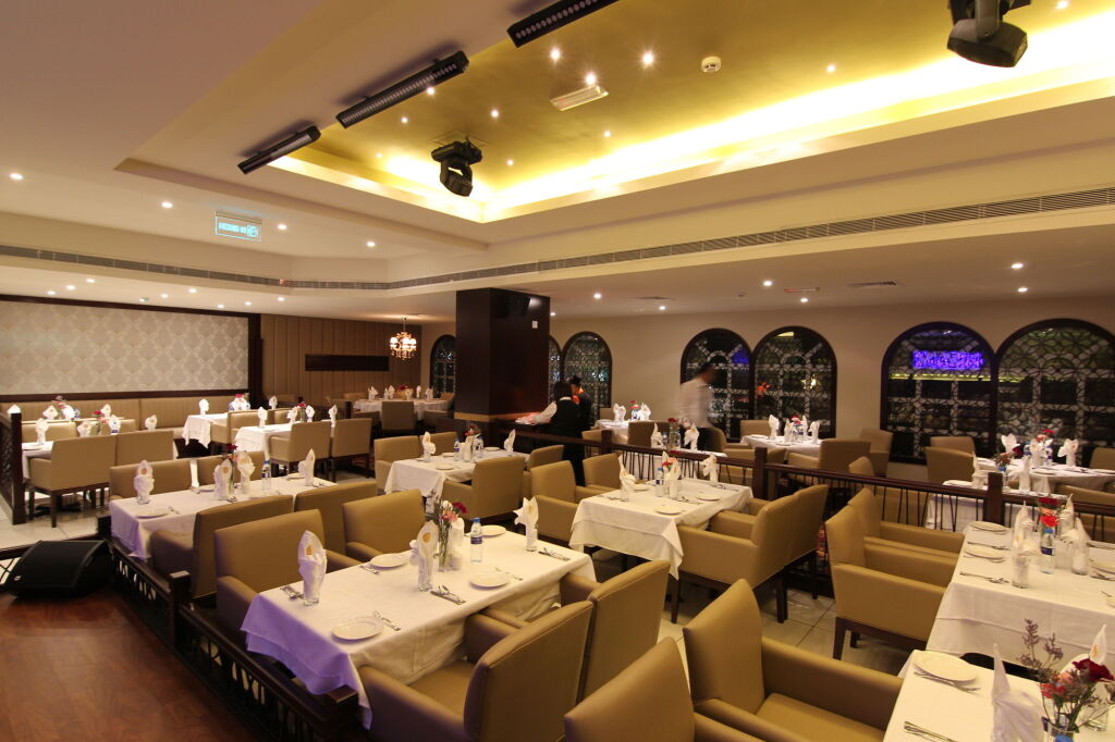 Grand Ambassador Hotel 10