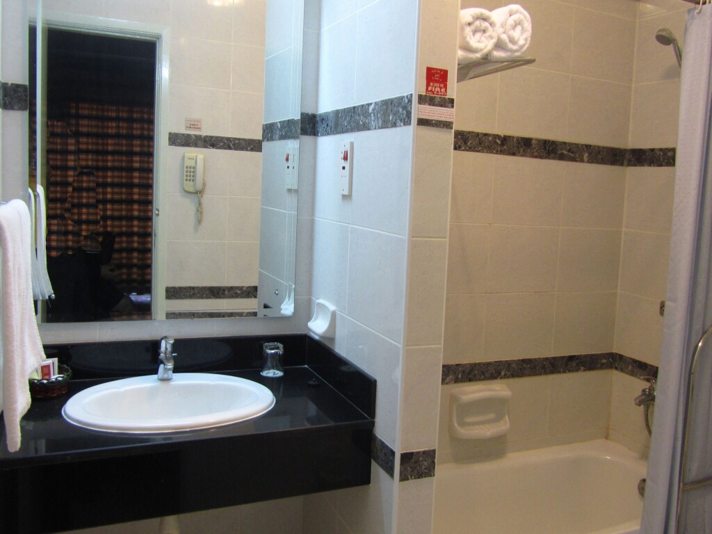 Grand Ambassador Hotel 22