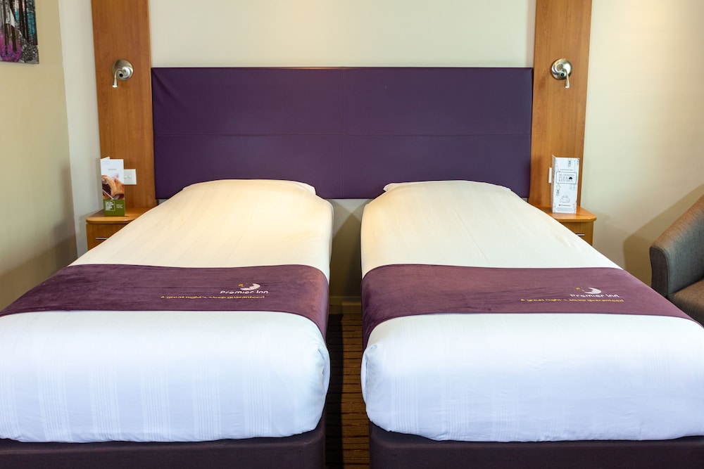 Premier Inn Abu Dhabi International Airport Hotel 7