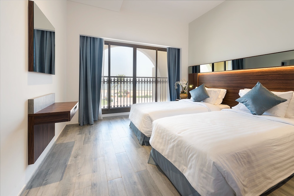 Barracuda Beach Resort 2