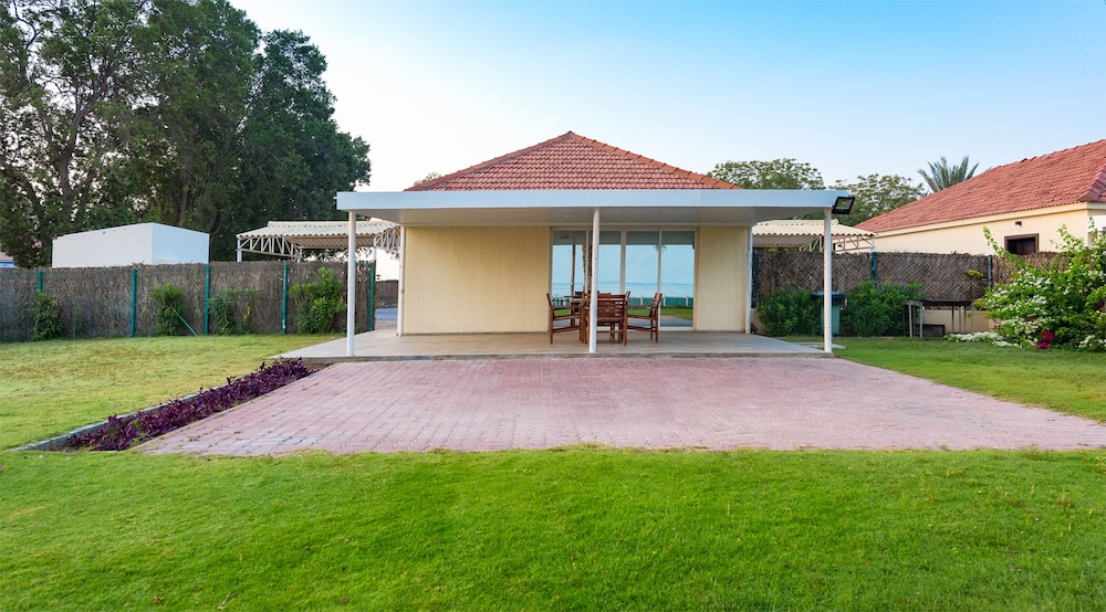 Barracuda Beach Resort 12