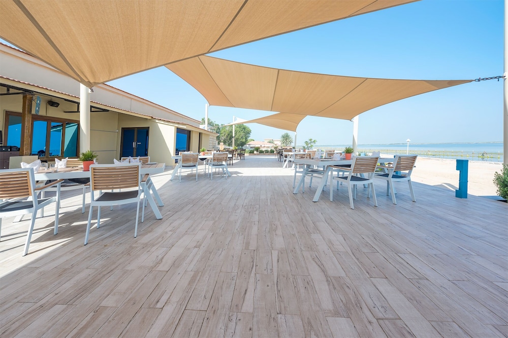 Barracuda Beach Resort 23