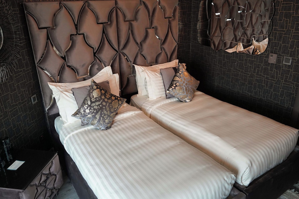 Royal Club Palm Jumeirah by Royal Vacation Homes Rental 14