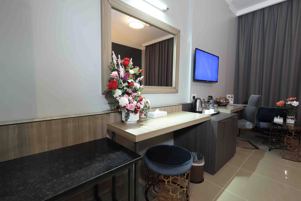 Fortis Hotel 13