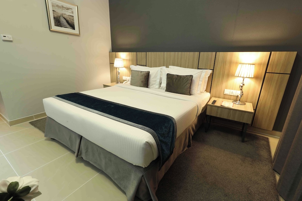 Fortis Hotel 11