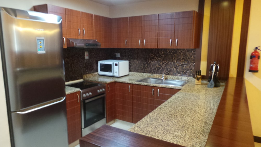 Xclusive Maples Hotel Apartments 7