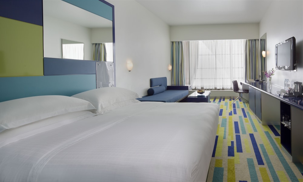 Dubai International Hotel 10