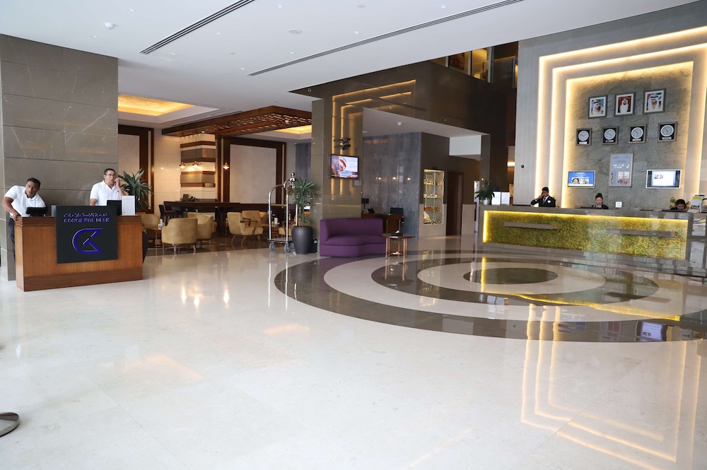 Golden Tulip Media Hotel 7