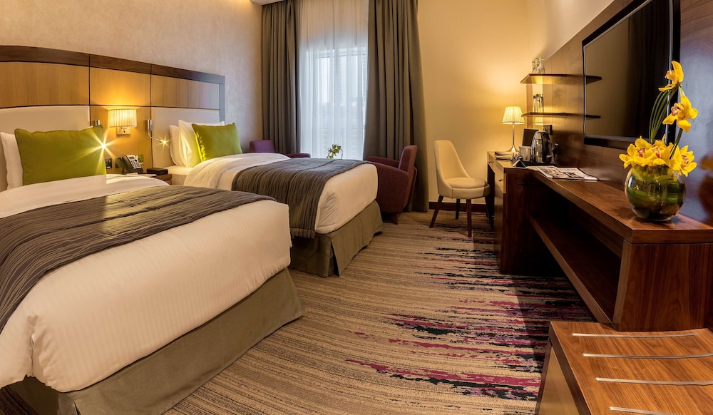 Golden Tulip Media Hotel 22