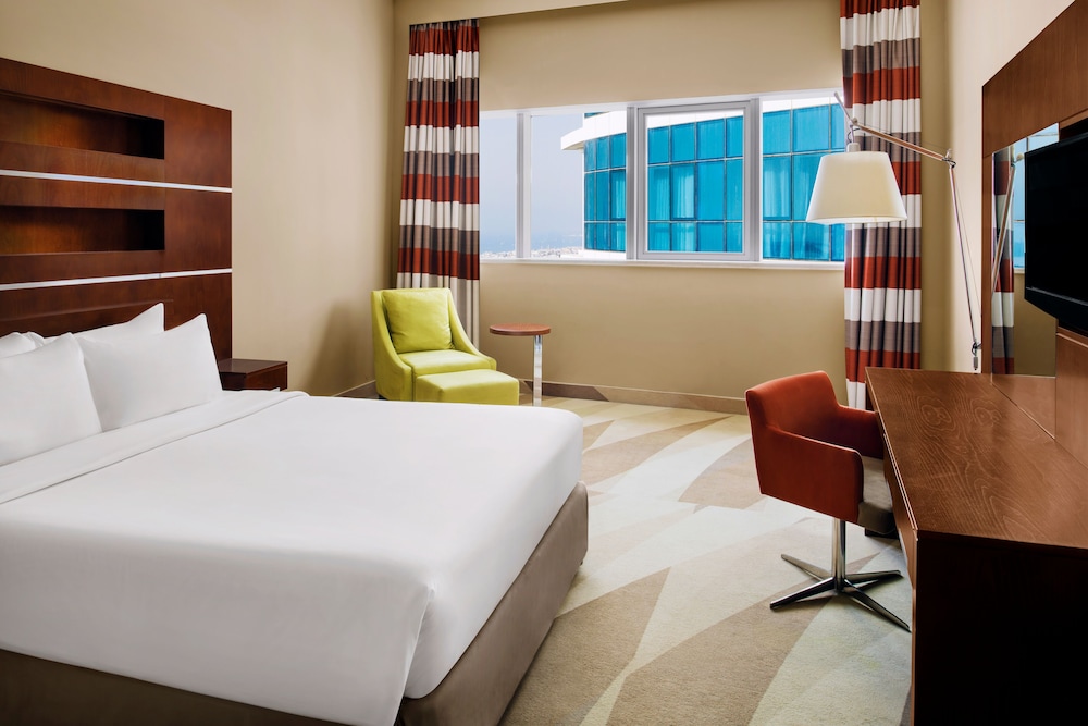 Novotel Dubai Al Barsha 15