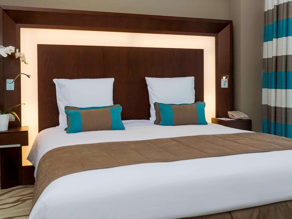 Novotel Dubai Al Barsha 22