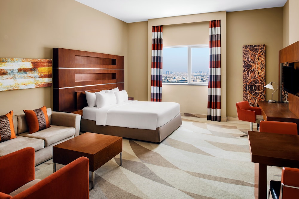 Novotel Dubai Al Barsha 17