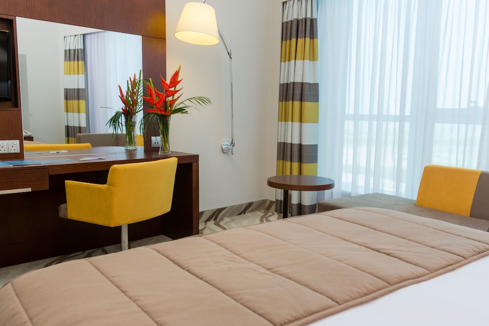 Novotel Dubai Al Barsha 3