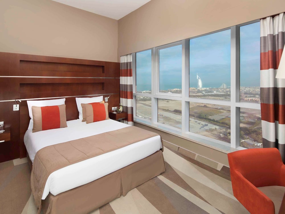 Novotel Dubai Al Barsha 18