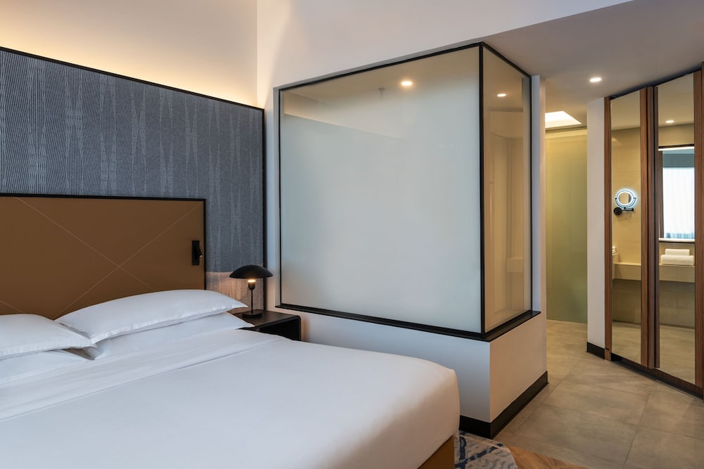 Sheraton Mall of the Emirates Hotel, Dubai 23