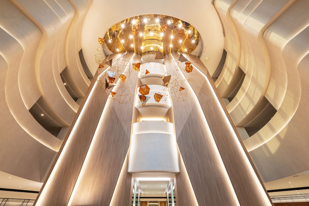 Sheraton Mall of the Emirates Hotel, Dubai 3