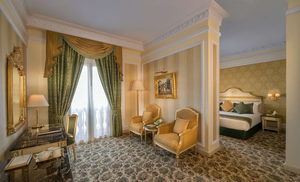 Royal Rose Abu Dhabi, a Curio Collection by Hilton Affiliated Hotel 1